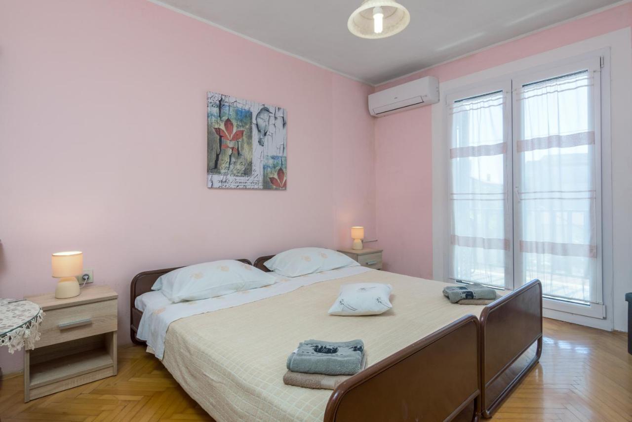 Apartments With A Parking Space Pula - 16053 Εξωτερικό φωτογραφία
