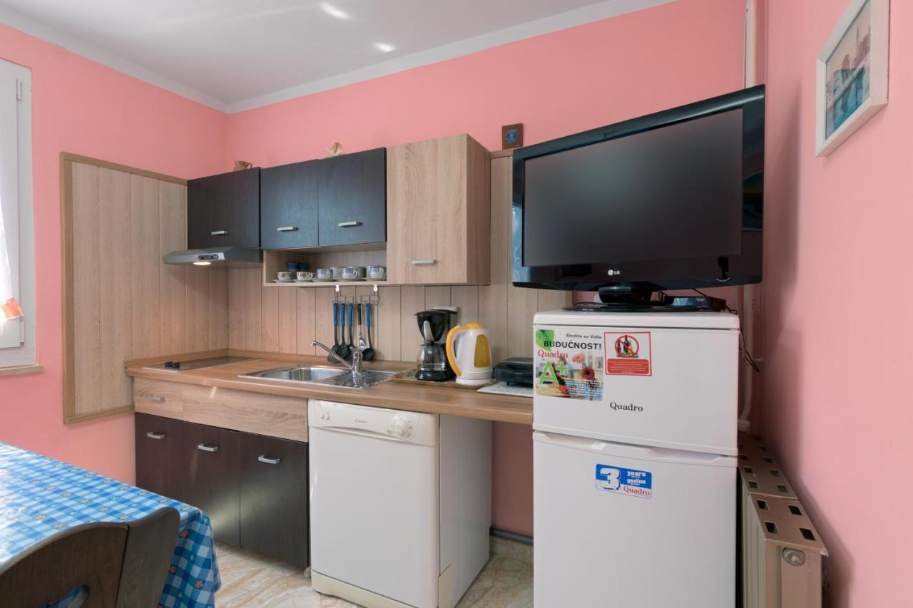 Apartments With A Parking Space Pula - 16053 Εξωτερικό φωτογραφία
